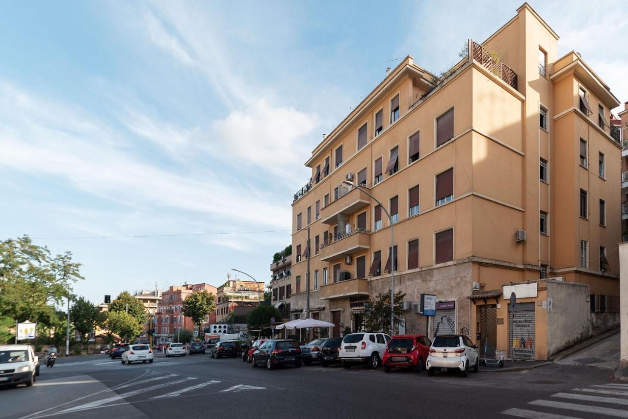 Penthouse With Terrace Close To Vatican Appartamento Roma