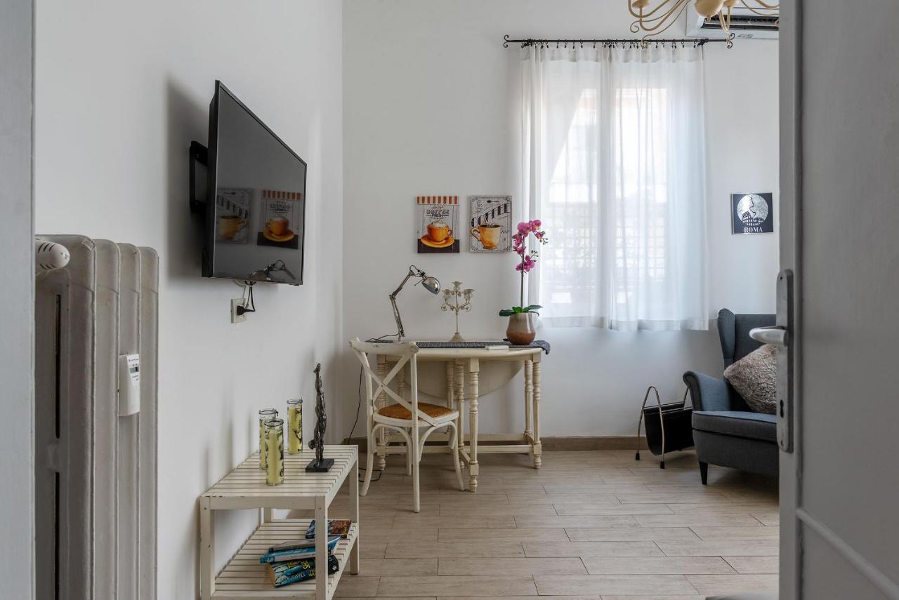 Penthouse With Terrace Close To Vatican Appartamento *
